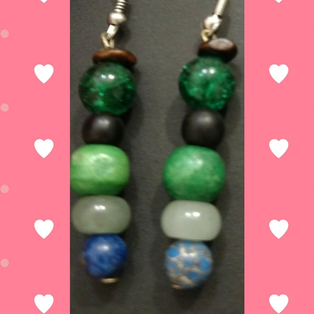 Pretty Earrings - Green Shades 💚 👓